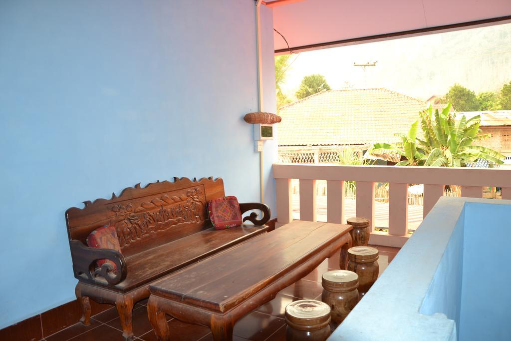 Lamorn Guesthouse Nong Khiaw Exterior photo